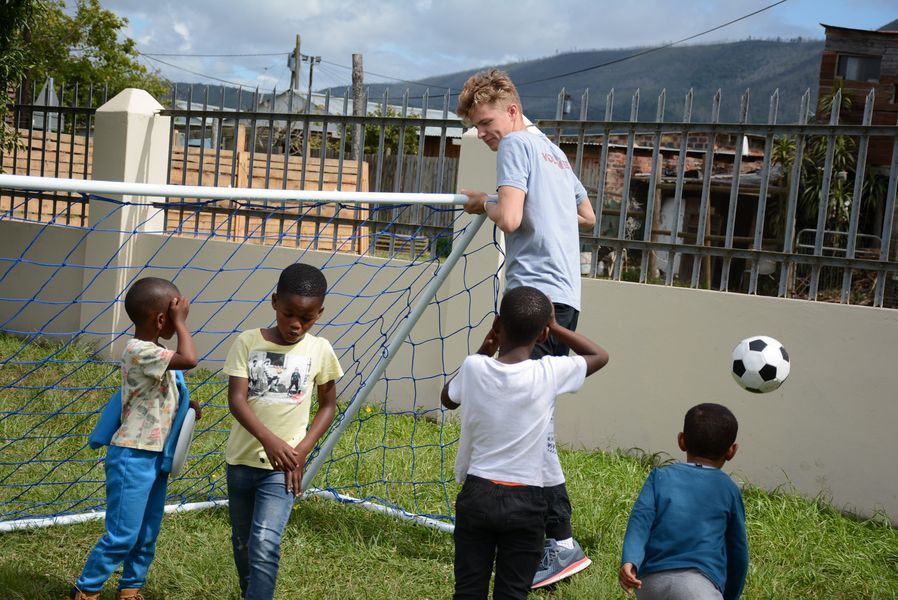 Community Childrens Project Roda Mundo
